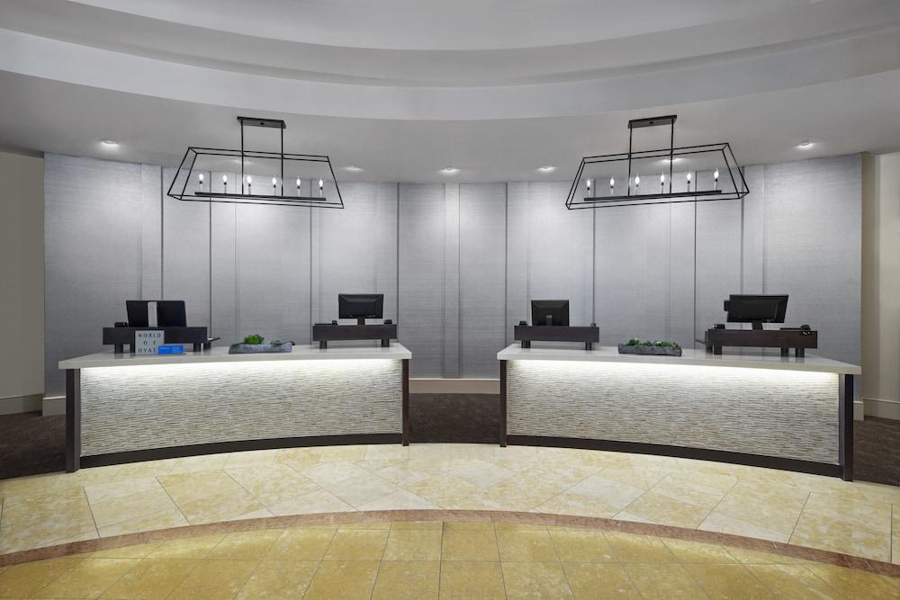 Hyatt Regency 3*