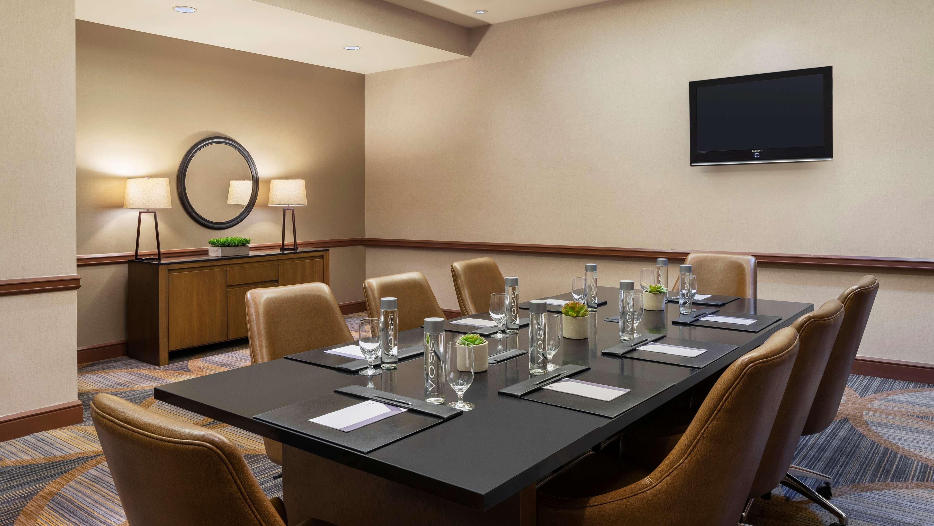 Hyatt Regency 3*