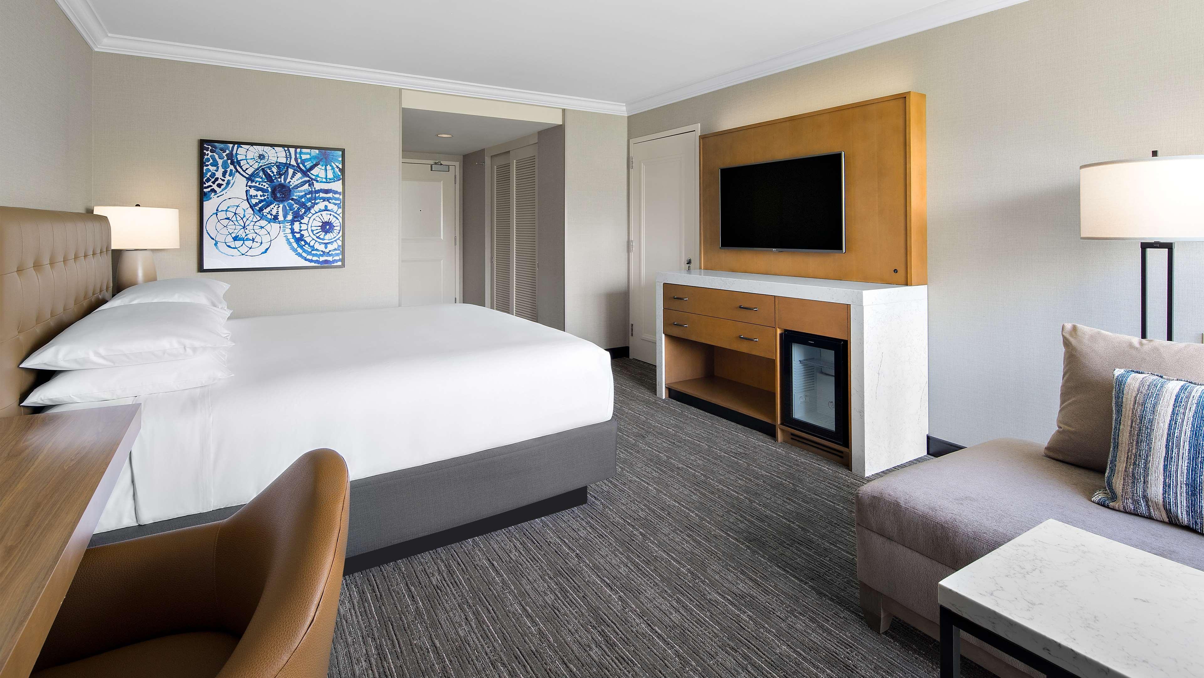 Hyatt Regency Hotel 3*