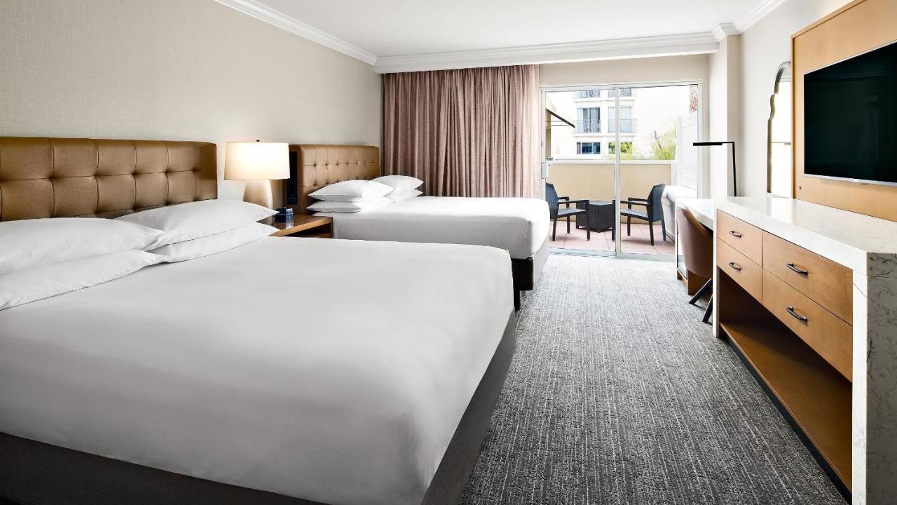 Hyatt Regency Hotel 3*